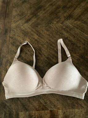 Warner’s Women's Play It Cool Wireless Lift Comfort Bra
